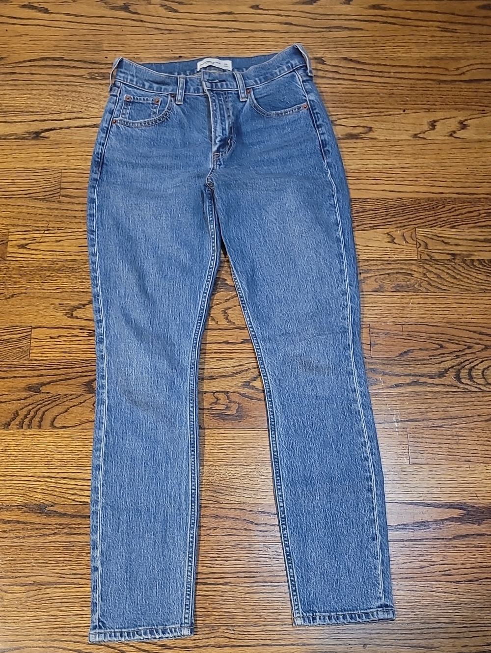Abercrombie & Fitch High-Rise Straight Jeans in Light Blue